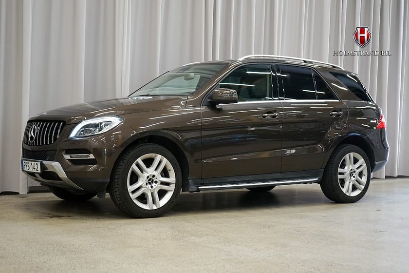 Bild 3 av Mercedes-Benz ML 350 BlueTEC 4MATIC Plus D-värme Drag GPS Läder El-stol