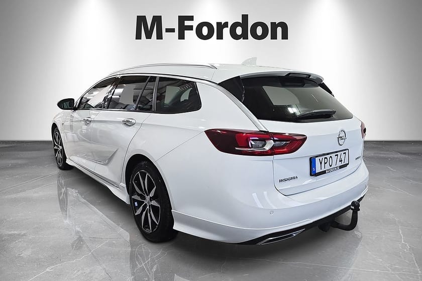 Bild 3 av Opel Insignia Sports Tourer 1,5 Turbo / OPC-Line /Navi/Drag