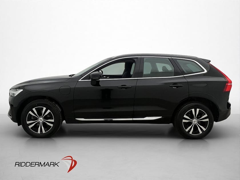 Bild 4 av Volvo XC60 Recharge T6 AWD Core Edt Pano Kamera Värmare Drag