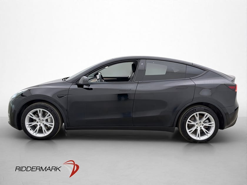 Bild 5 av Tesla Model Y Long Range AWD Longe 514hk Dragkrok Autopilot MOMS