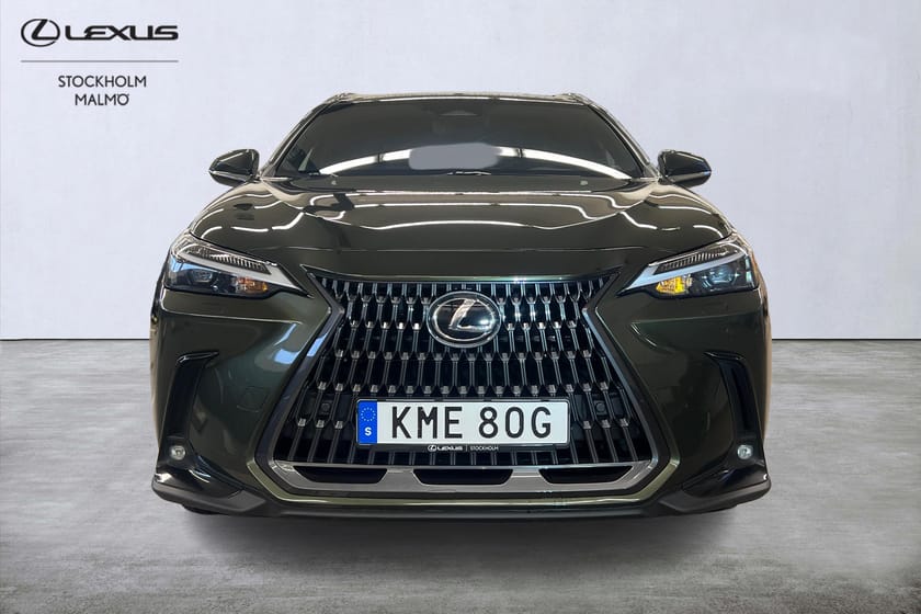 Bild 5 av Lexus NX 450h+ Business Plus AWD 309hk P-värm V-hjul Navi Keyless