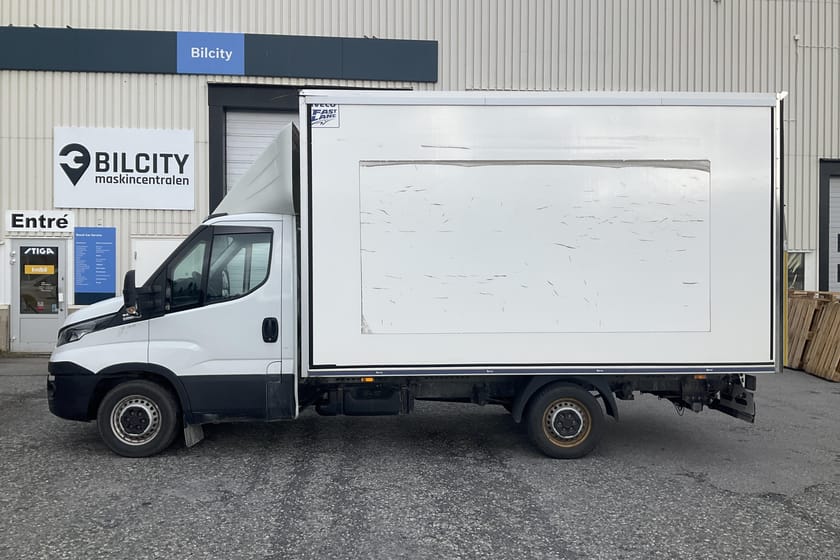 Bild 3 av Iveco Daily 35-160 Chassi Cab 35 2.3 (156hk) Reparationsobjekt
