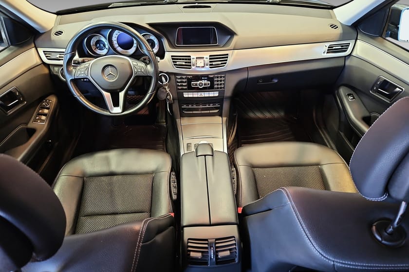 Bild 5 av Mercedes-Benz E 220 T BlueTEC CDI (170)