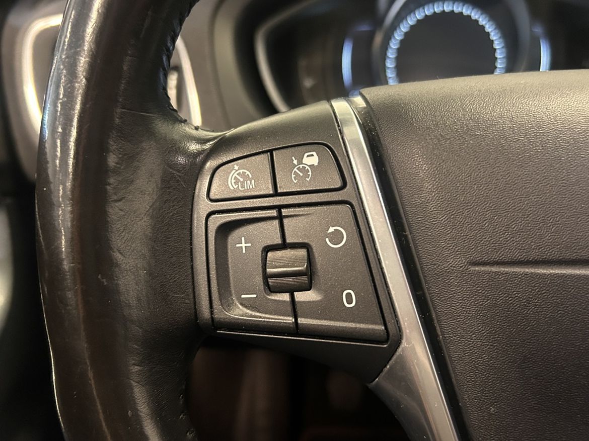 Volvo Volvo V40 — bild 12