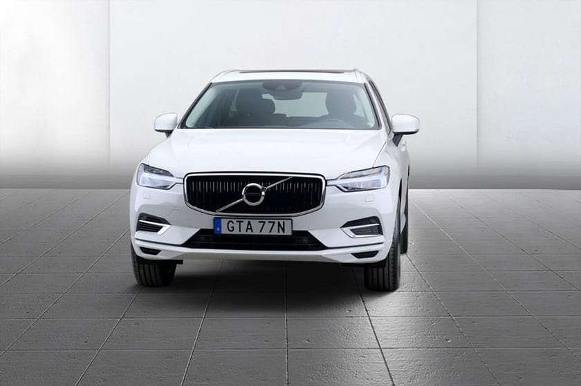 Bild 3 av Volvo XC60 T8 Twin Engine AWD Aut Momentum Adv Drag Pano MOMS 392hk