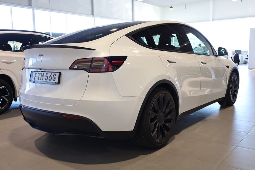 Bild 5 av Tesla Model Y Performance AWD 534 HK Autopilot Pano Navi