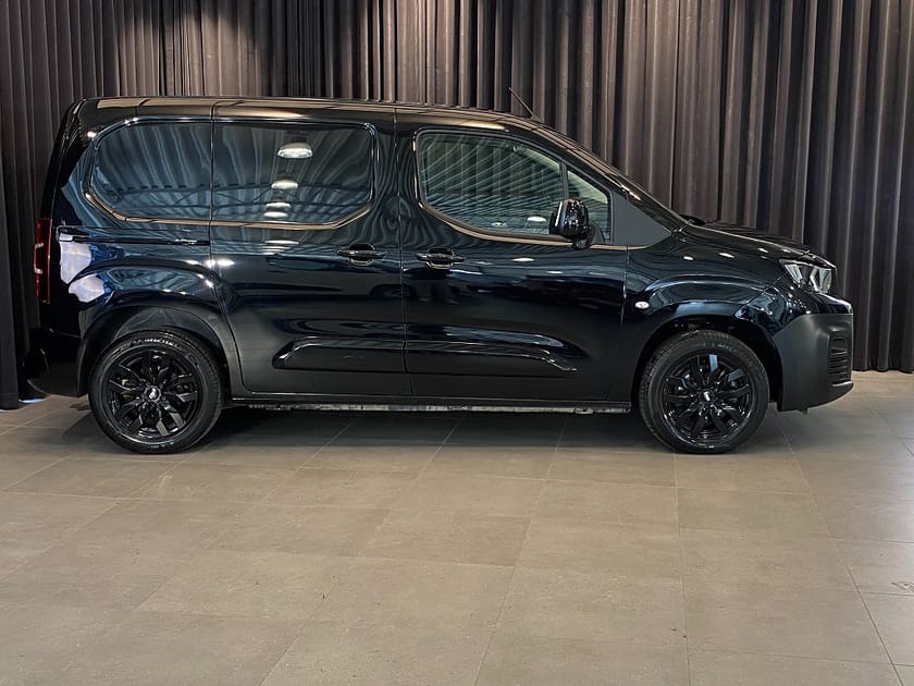 Bild 5 av Peugeot Partner Utökad Last L1 / PRO+ / Moms / Drag & Värmare/ V-hjul / Nybesikt