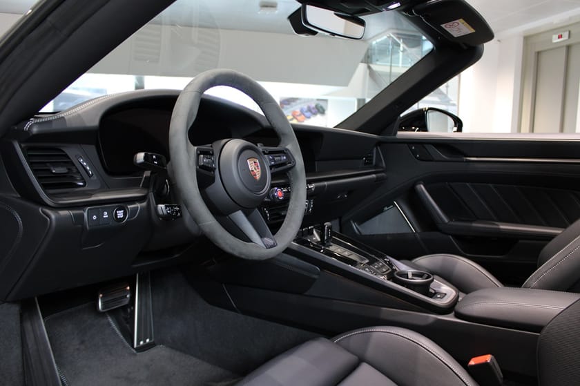 Bild 3 av Porsche 911 Carrera 4 GTS Cabriolet 992.2