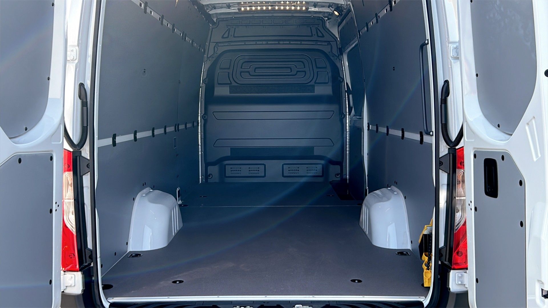 Mercedes-Benz Sprinter 2025, bild 6/10