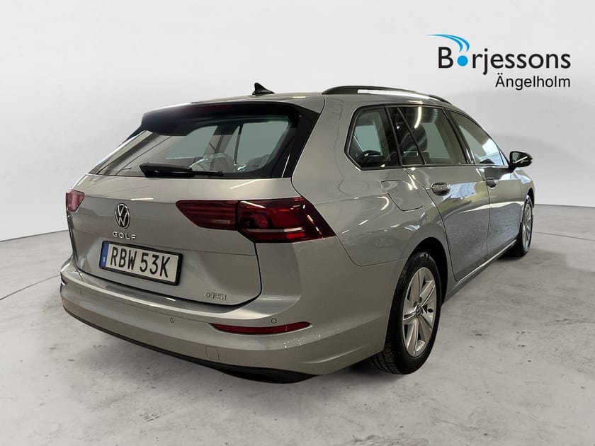 Bild 3 av Volkswagen Golf Sportscombi 1,5 eTSI 150 HK DSG Drag Värm