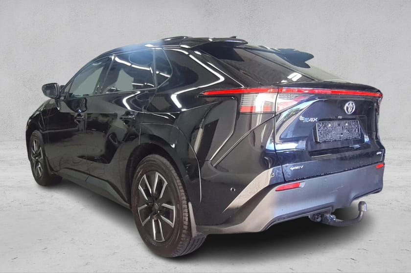 Bilde 3 av Toyota bZ4X