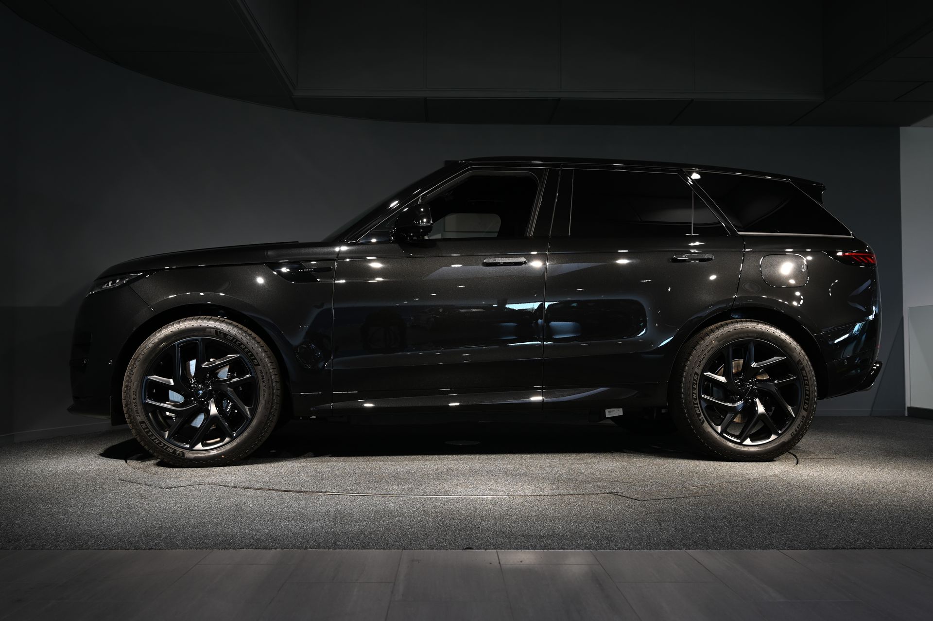 Land Rover Range Rover Sport 2027, kuva 2/10