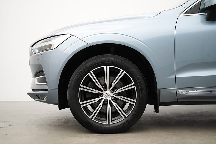 Bild 2 av Volvo XC60 D4 AWD / 190hk / Inscription / Värmare / Drag