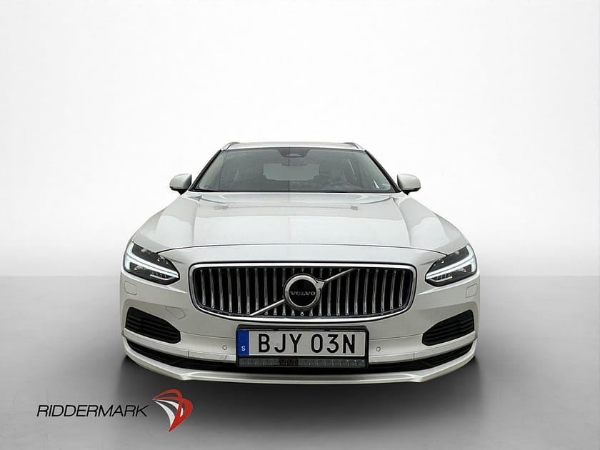 Bild 2 av Volvo V90 T6 350hk AWD Plus Bright Skinn Värmare Drag