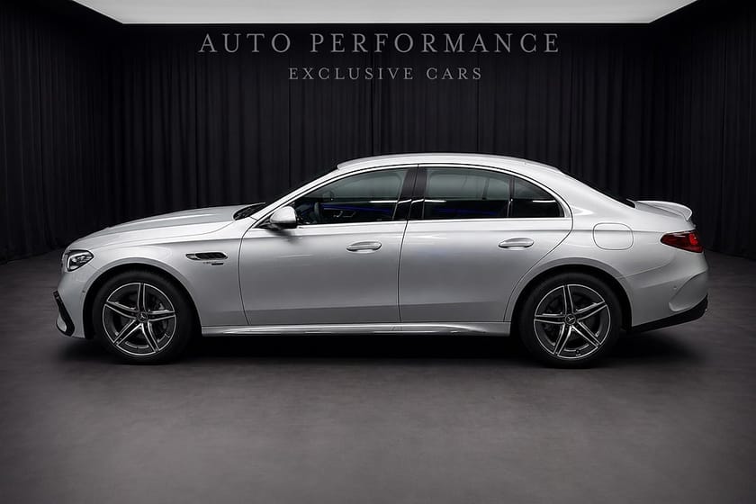 Bild 2 av Mercedes-Benz AMG E 53 HYBRID 4MATIC+ 585hk 4MATIC%2B / Hemleverans /