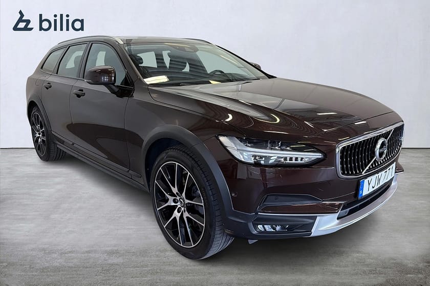 Bild 3 av Volvo V90 Cross Country D5 AWD Inscription / Pano / HuD / Drag / B&W