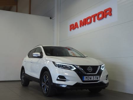 Nissan Qashqai 1.3 DIG-T DCT 160hk Tekna Drag M-Värmare 360° Navi