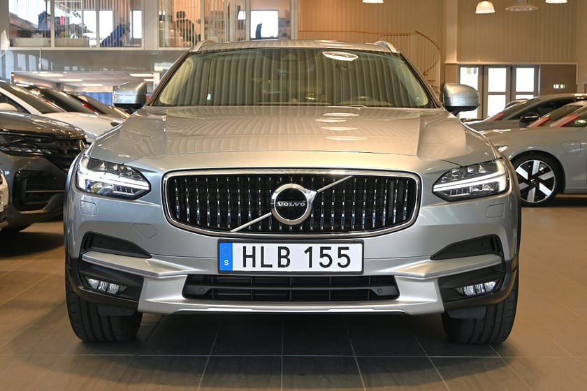 Bild 5 av Volvo V90 Cross Country D5 AWD 235hk PRO Polestar B&W HUD Pano Drag
