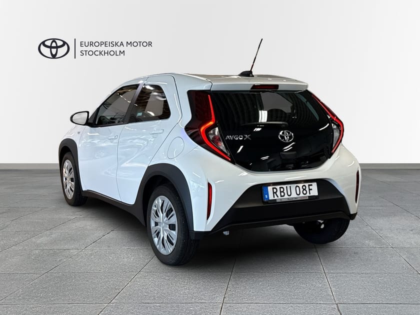 Bild 3 av Toyota Aygo X 1.0 S-CVT PLAY - VINTERHJUL/MOMS