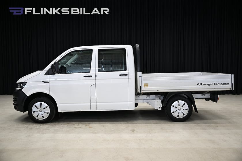 Bild 2 av Volkswagen Transporter Chassi Dubbelhytt TDI 102HK Dubbelhytt|Flak|Drag|Värmare|Lågmil|Leasbar