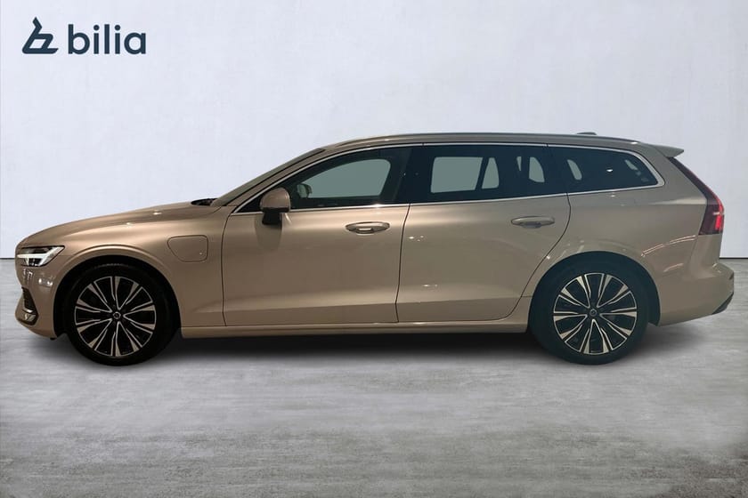 Bild 3 av Volvo V60 Recharge T6 Core Edition / Läder / Elstol