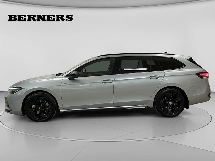 Bild 2 av Volkswagen Passat Sportscombi 2.0Tdi 193 4-M Dsg / R-line black style / Drag /