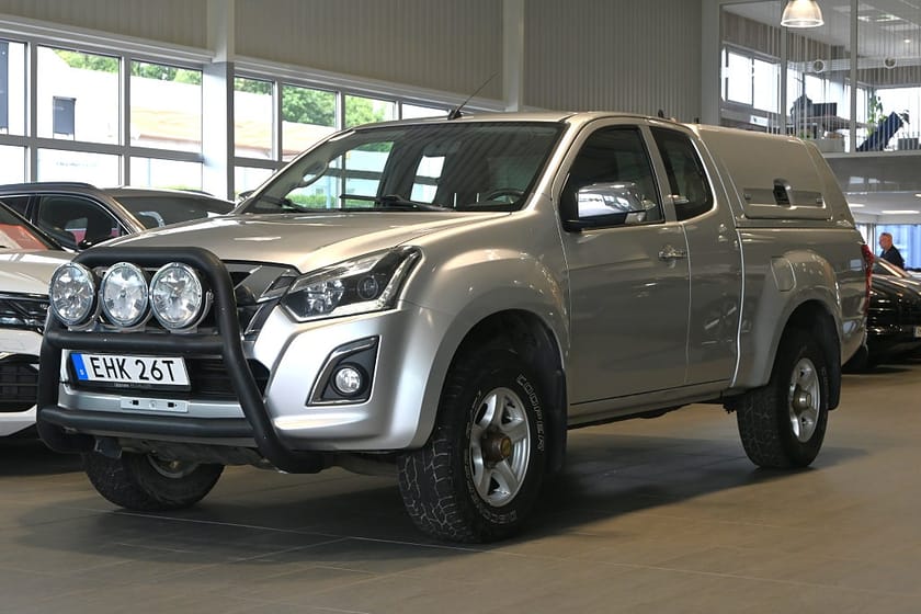 Bild 1 av Isuzu D-Max Space Cab 4-dörrars 1.9 4WD 163hk Backkamera Drag