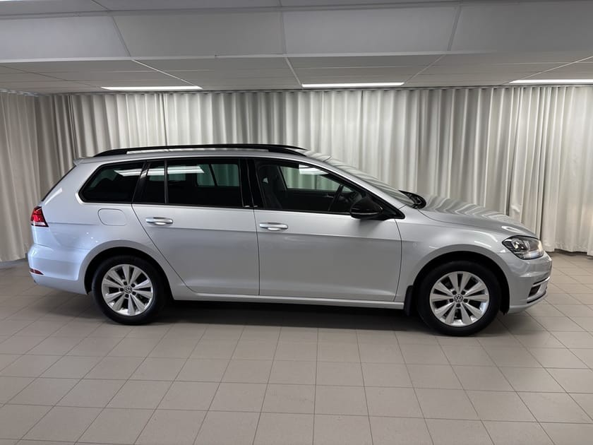 Bild 2 av Volkswagen Golf Sportscombi 1.0 TSI DSG Drag