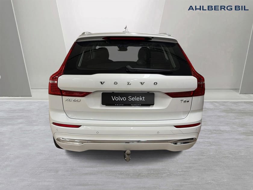 Bild 4 av Volvo XC60 T6 Core Special Edition, Dragkrok, Parkeringskamera Bak, Ljuspaket