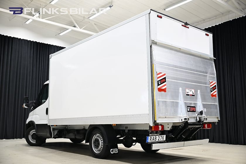 Bild 4 av Iveco Daily 35-140 Chassi Cab 136HK Automat|Volymskåp|BG-Lyft|Kylbil|Nattkyla|Leasbar