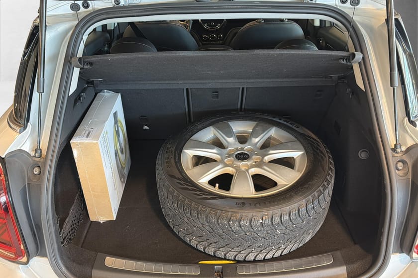Bilde 5 av MINI Countryman Cooper SE ALL4 Hybrid Navigasjon Cruise DAB+ radio