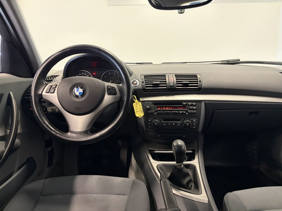 BMW BMW 120i — bild 11
