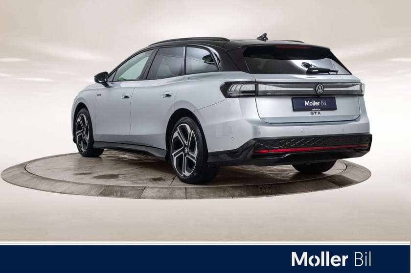 Bilde 3 av Volkswagen ID.7 GTX Tourer