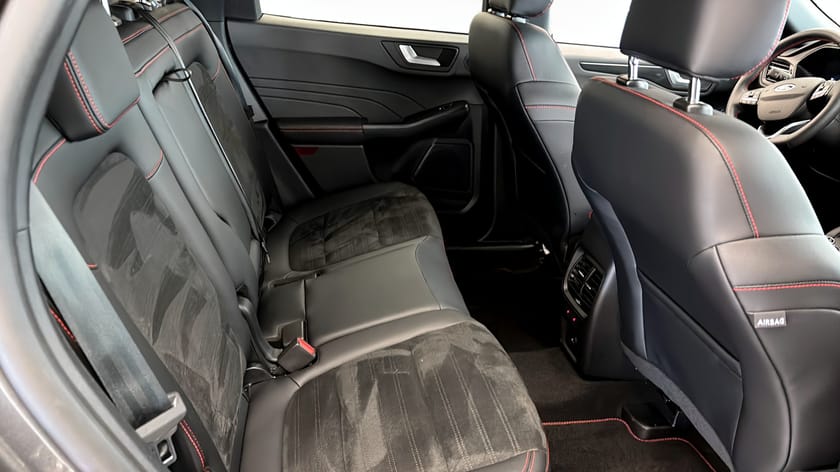 Bild 5 av Ford Kuga Plug-In Hybrid KUGA, ST-LINE X, DRAGKROK, B&O