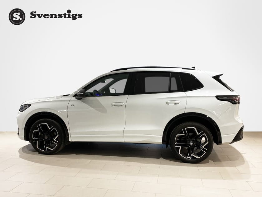 Bild 2 av Volkswagen Tiguan R-LINE 2.0 TDI 4MOTION 193HK BLACK STYLE DRAG