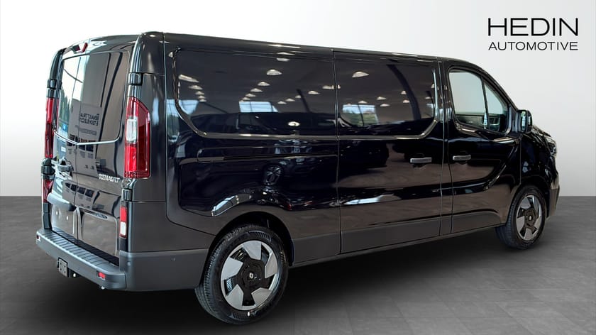 Bild 2 av Renault Trafic Skåpbil L2H1 NORDIC LINE DCI 150 A/T dubbla skjutdörrar Demo