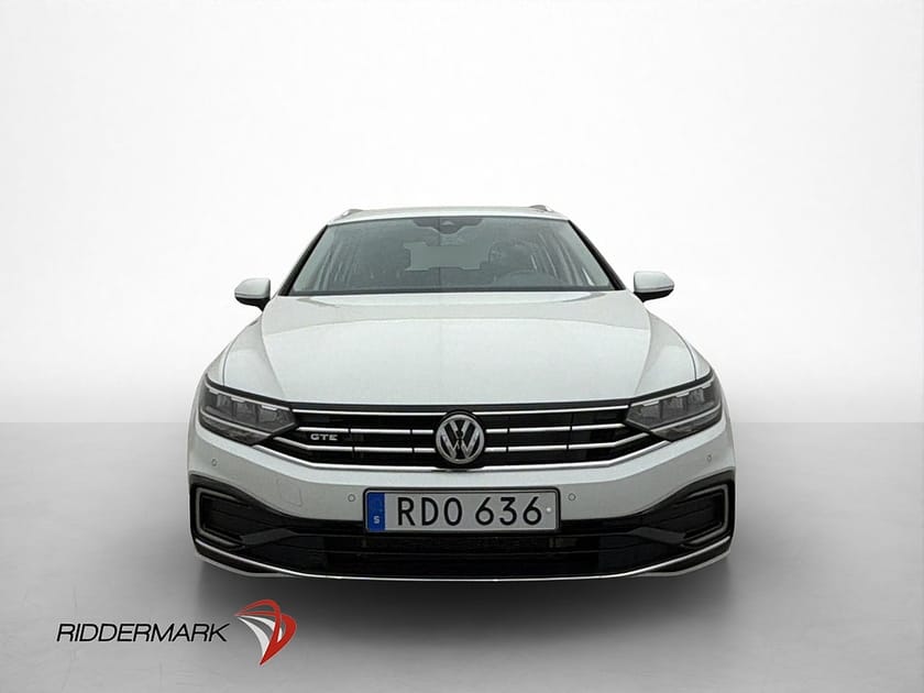 Bild 2 av Volkswagen Passat Sportscombi GTE 218hk M/K-Värmare Navi P-Sensorer