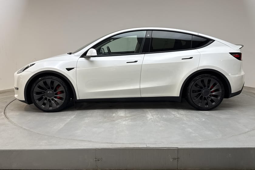 Bild 2 av Tesla Model Y Performance 