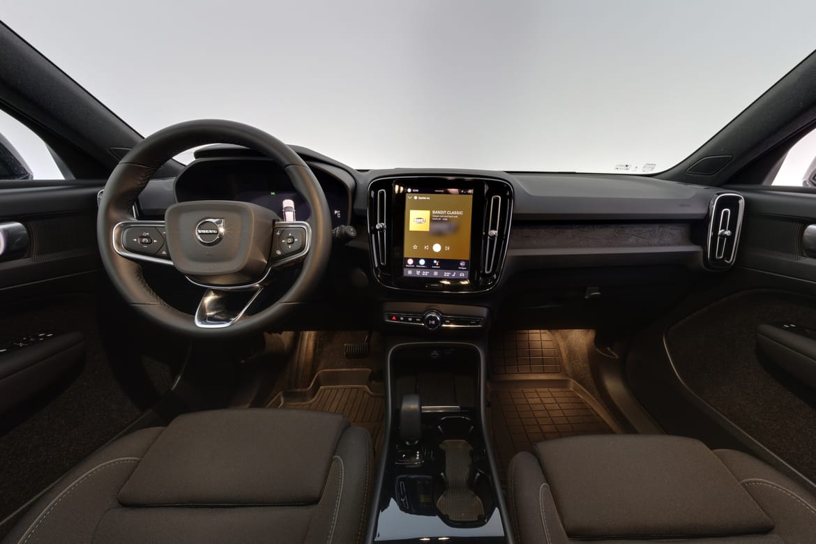 Volvo XC40 2023 - miniatyr 8