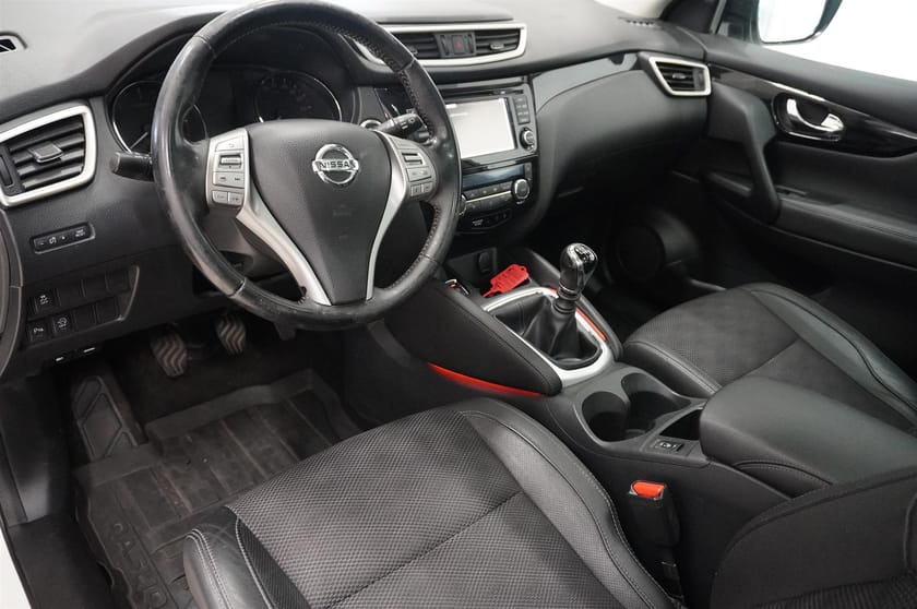 Bild 2 av Nissan Qashqai 1,5 dCi Tekna 110hk