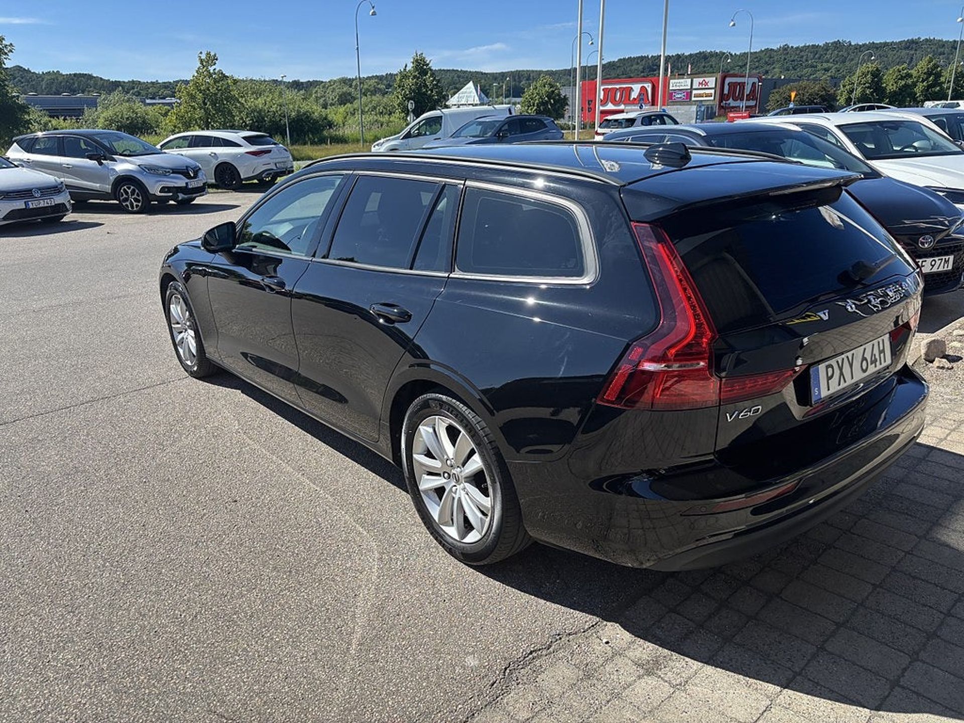 Volvo V60 D3 Momentum Skinn Dragkrok 2019, bild 4/10