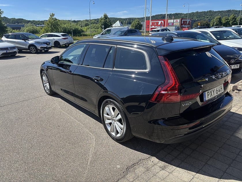 Bild 4 av Volvo V60 D3  Momentum Skinn Dragkrok