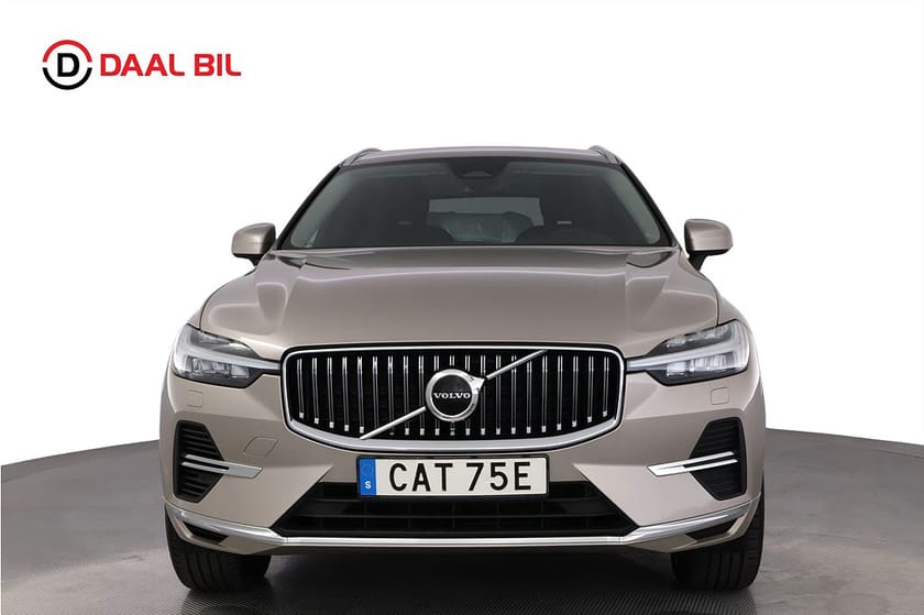 Bild 2 av Volvo XC60 RECHARGE T6 AWD 18,8 kWh 350HK CORE BRIGHT PANO DRAG