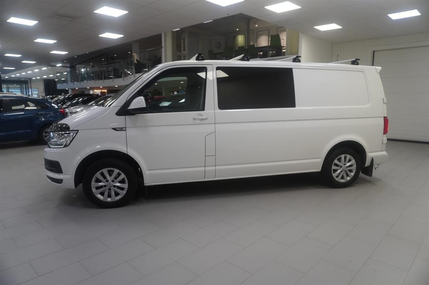 Bild 4 av Volkswagen Transporter Kombi T6 2.0 TDI 3400 T30 150 hk Aut Läder