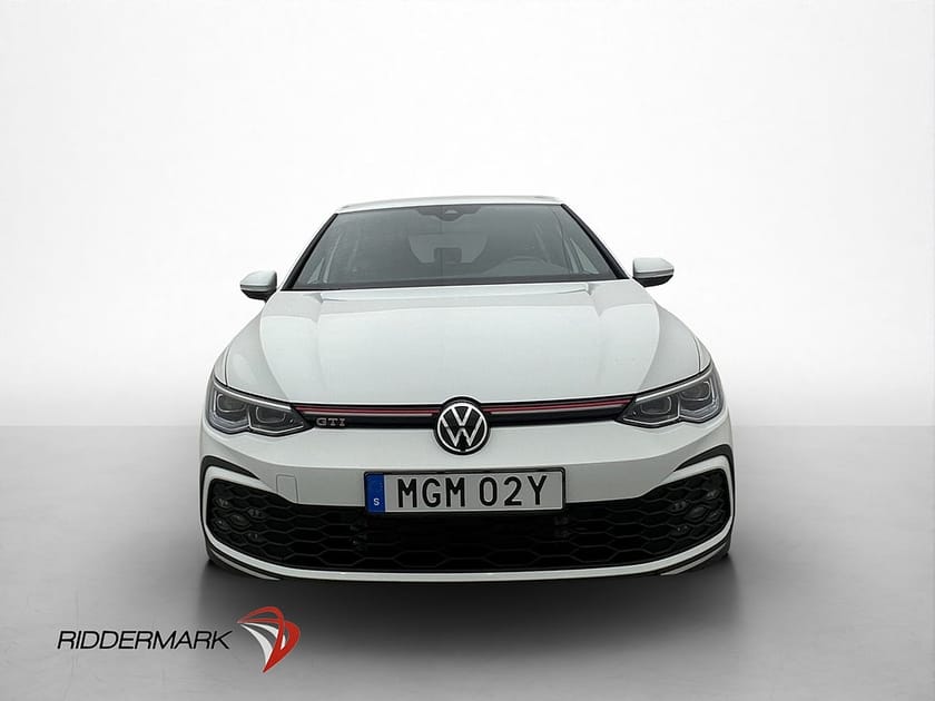 Bild 2 av Volkswagen Golf GTI 245hk Cockpit Rattvärme CarPlay IQ-Drive