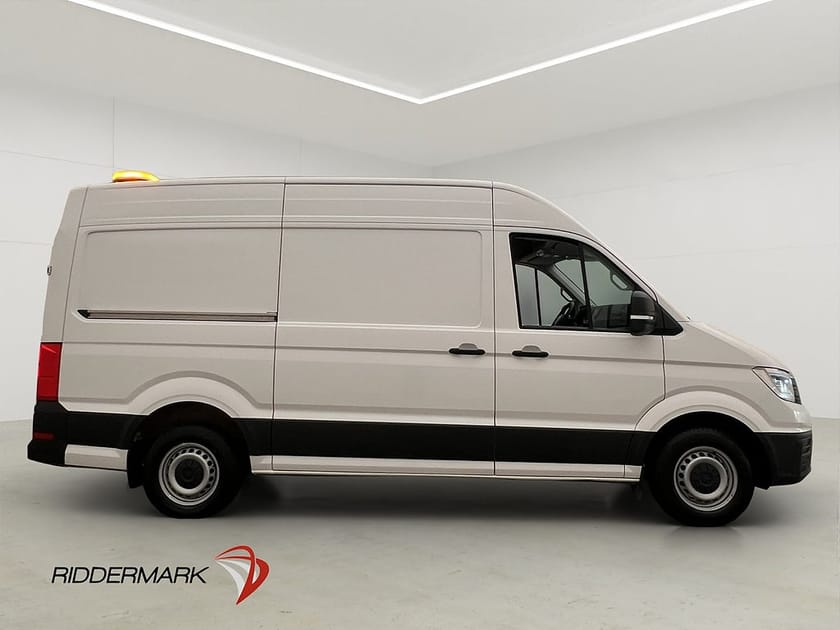 Bild 2 av Volkswagen Crafter L2H2 Värmare LED Drag Kamera CARPLAY Moms