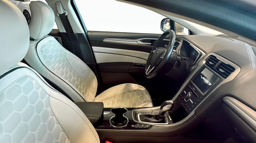 Bild 3 av Ford Mondeo Hybrid