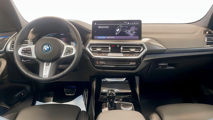Bild 4 av BMW X3 xDrive30e M-Sport Rattvärme Drag HUD