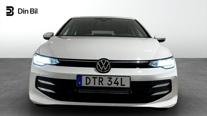 Bild 4 av Volkswagen Golf eTSI150 DSG Editon/Drag/Kamera/Keyless