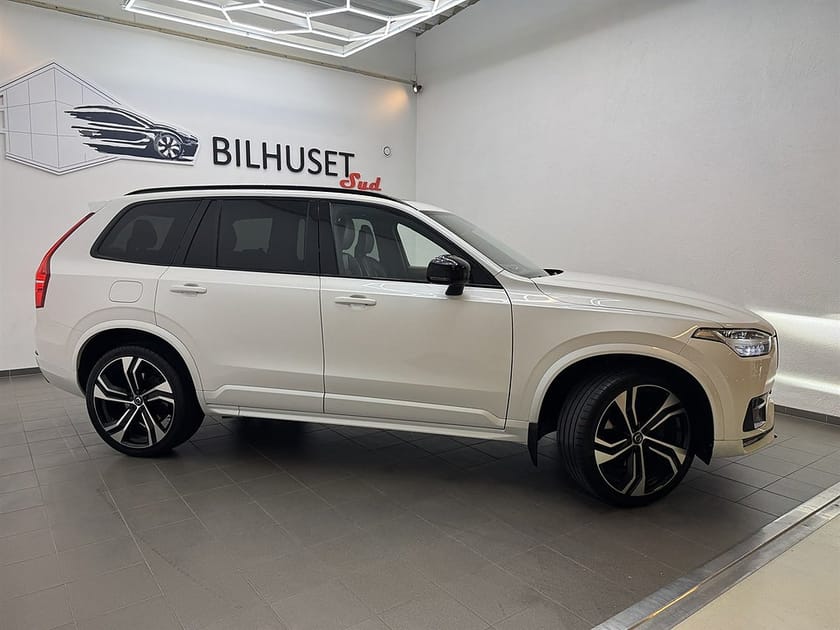 Bild 2 av Volvo XC90 7-seater B5 AWD  235hk R-Design 7sits/SE SPEC!
